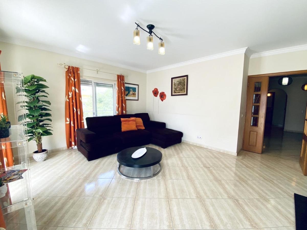 Quarteira Central By Homing المظهر الخارجي الصورة